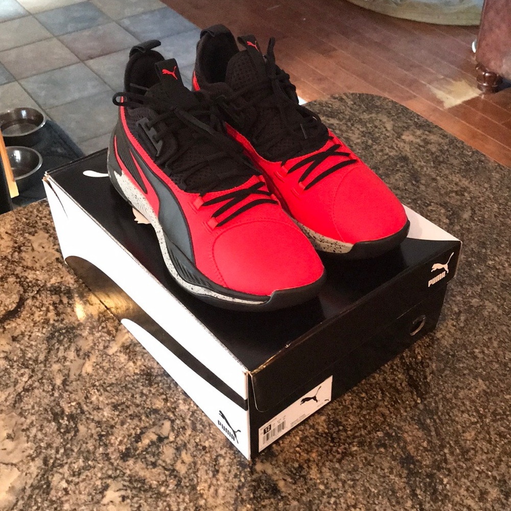 PUMA Uproar Core Basketball Shoes